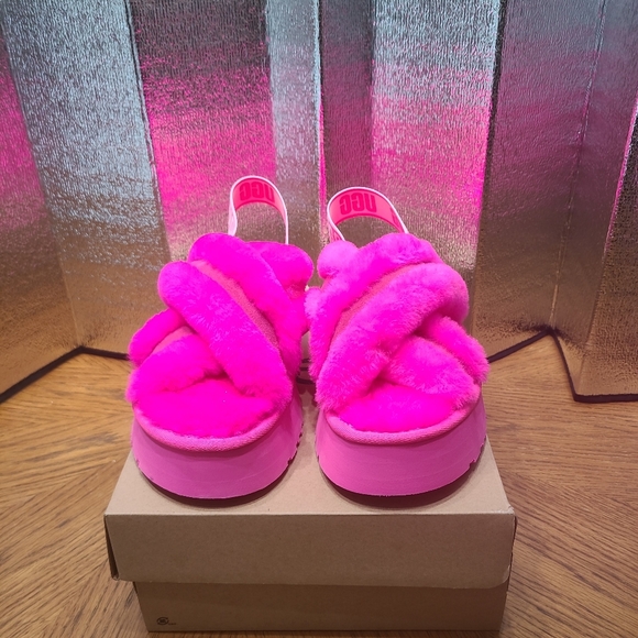 UGG (DISCO CROSS SLIDE) - Picture 4 of 6